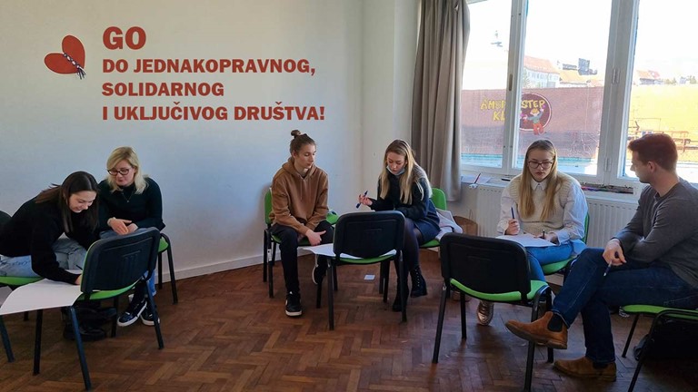 Go do jednakopravnog, solidarnog i uključivog društva!